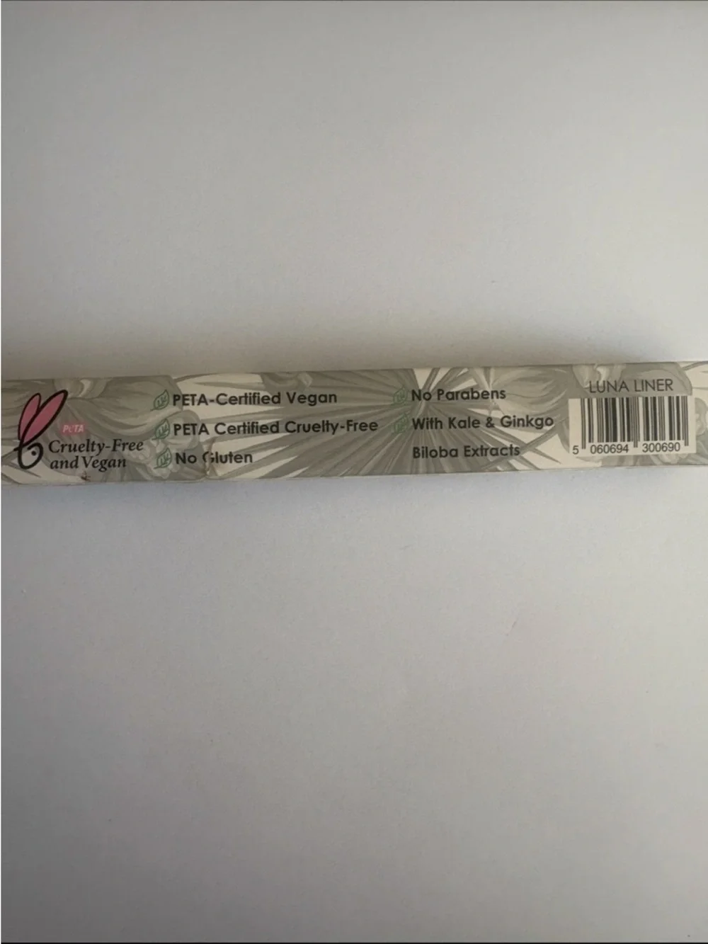 NWT Seraphine Luna Liner black water proof liquid eye liner